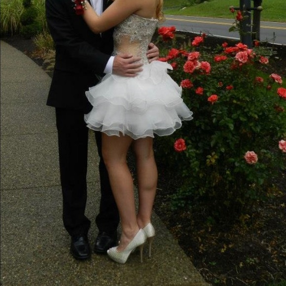 Jovani- size 4 homecoming dress - Picture 1 of 4